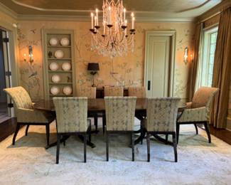  Beautiful Dessin Fournir dining table &  8 chairs - sold as a set