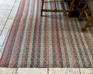  Flatweave rug    9' x 12' 