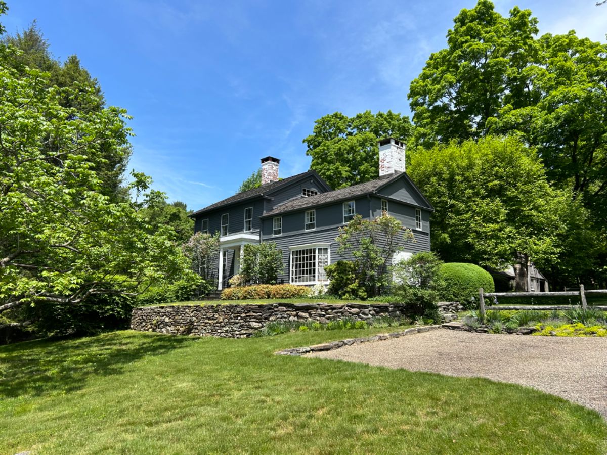 Charming Antique House on Burr Street in Fairfield starts on 5/31/2024