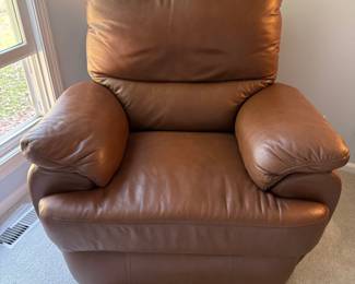 Pristine Condition electric Recliner