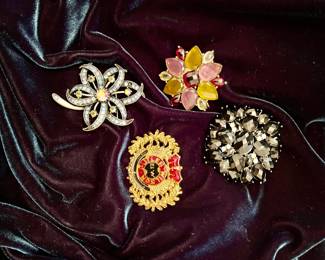 Vintage brooches
