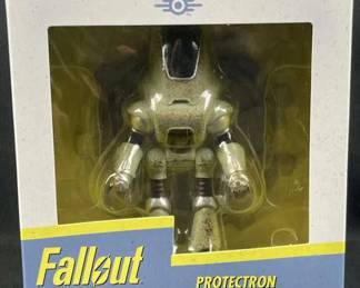 Fallout Protectron Figure NIB, Loot Crate