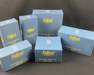 Fallout Crate Deathclaw Build-a-Fig, Complete