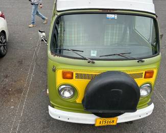 1976 VW  run and drive everything is redone 