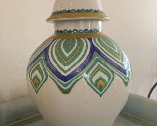  KaiserJugenstil Style "Estelle" Porcelain Lidded Vase