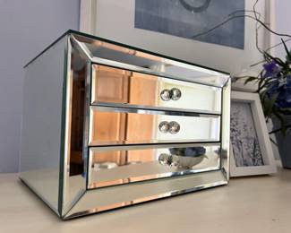 Mirrored 3 Drawer Jewelry Box