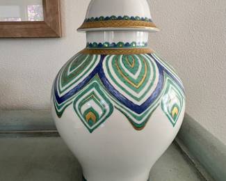  KaiserJugenstil Style "Estelle" Porcelain Lidded Vase