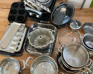 Assortment of Pots & Pans