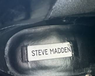 Steve Madden Black Leather Chelsea Boots