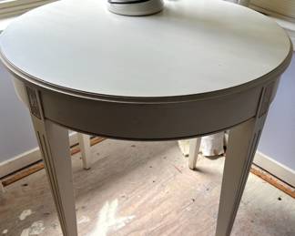 Ethan Allen White French Country Side Table