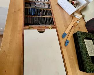 Charcoal Drawing Set with Case