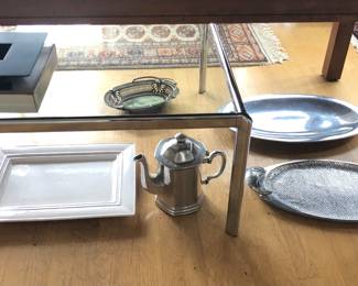 Assorted platters including aluminum
Bruce Fox platter w/ salmon & oval Nambe platter