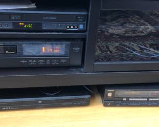 Electronics: JVC DVD/CD/video player   (HR-XBC18) , JVC 6-CD player  (XL-M301), Toshiba DVD player (SD-1800), Technics AM/FM stereo receiver (SA-919)