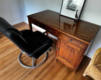 classic Ethan Allen Furniture