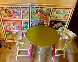 Darling table and chairs for little ones