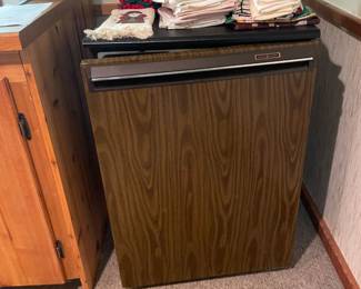 . . . dorm/bar fridge