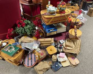 . . . did you really think we were done with Longaberger baskets?!