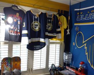 Items Located In The Second Bedroom