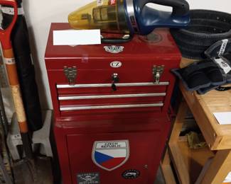 Items Located in The Three Car Garage