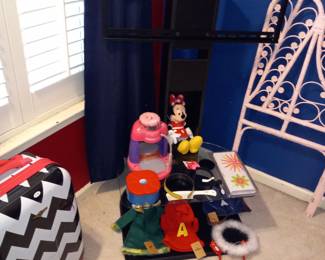 Items Located In The Forth Bedroom