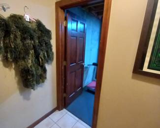 Items Located In The Lower Level Landing