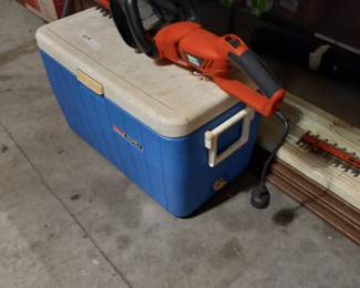 Items Located in The Three Car Garage