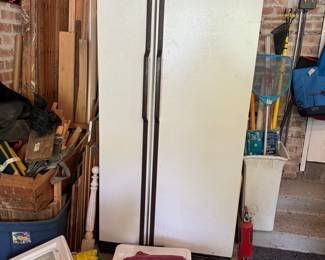 Working refrigerator - great for garage
