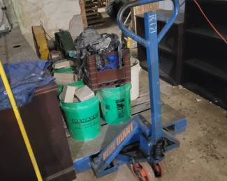 Pallet jack