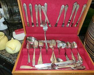 Flatware sets