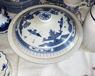 Vintage Blue and White Covered Dish--Blue Willow style