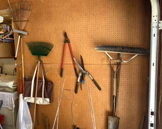 garden tools