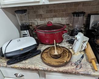 Crock Pot, Blenders, Rolling Pin, Mixer