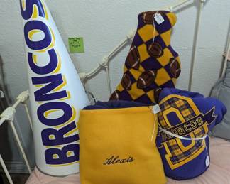 Denton Broncos cheer