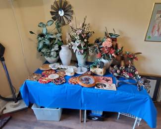 Vacuums and many beautiful floral arrangements. 