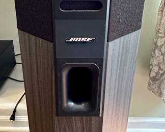 Bose 701 Speakers. Direct/Reflecting