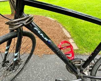 Fuji Absolute 1.9 19" Road Bike