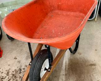 Heavy Weight Poly Wheelbarrow