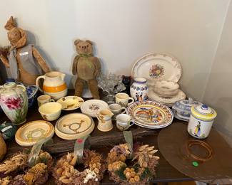 Quimper pottery, Roseville, old teddy bear
