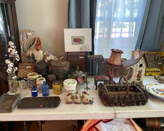 Bird houses, rooster/hen items