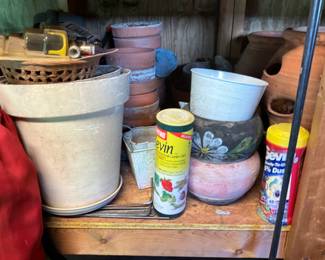 Outside storage building - Flower pots 