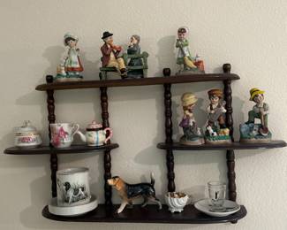 Wall rack - figurines