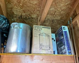 Outside storage building -  Large stock pot, 12-30 cup party perk (vintage), large coffee pot and more 