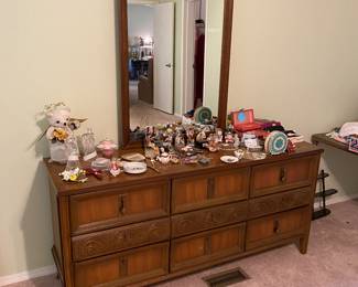 Dresser with mirror
