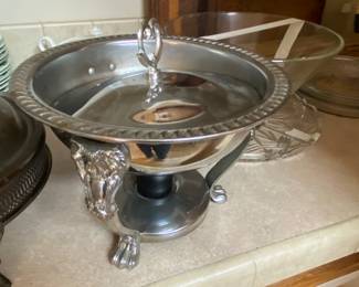 Warmer stand container with lid