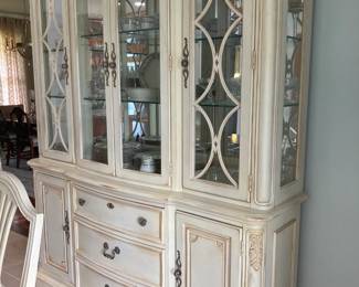 Wonderful China Hutch matches Kitchen dining set