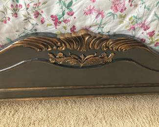 Close up of footboard