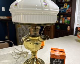 Aladdin 23 Oil Lamp, with Electric option