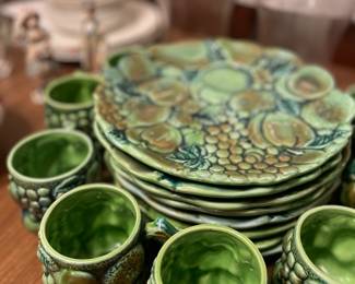 Vintage plates and mugs. 