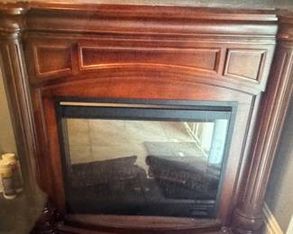 Electric fireplace - works