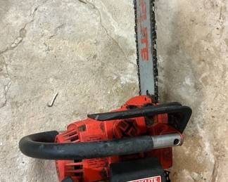 512 Homelite Chainsaw
